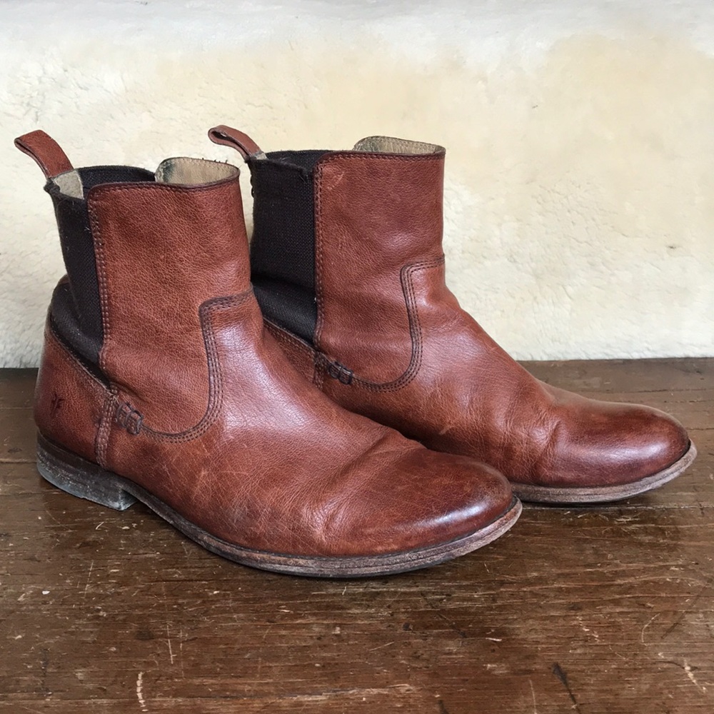 Frye Chelsea Boot